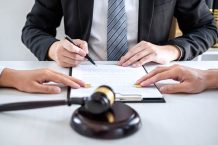 5 Reasons to Hire an Attorney After a Truck Accident