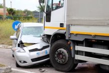 The Benefits of Hiring a Truck Accident Lawyer